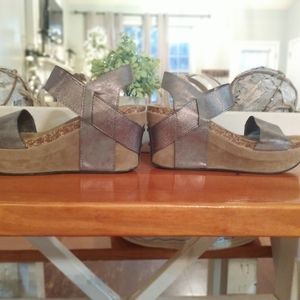 Wedge platform sandals